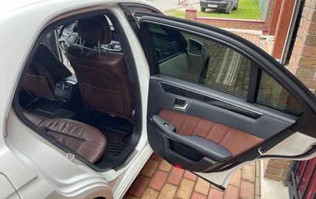 Mercedes-Benz E-Класс, 2012 год, 1 780 000 рублей, 11 фотография