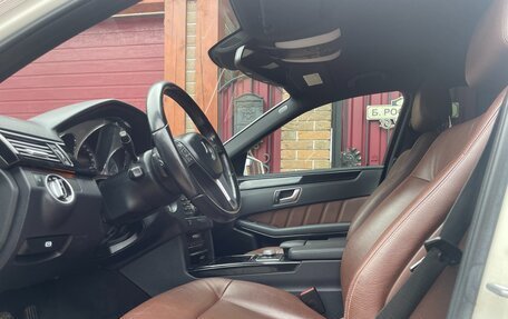 Mercedes-Benz E-Класс, 2012 год, 1 780 000 рублей, 13 фотография