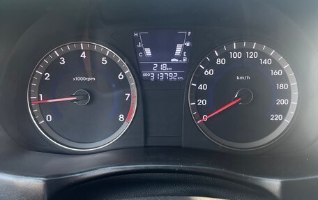 Hyundai Solaris II рестайлинг, 2012 год, 600 000 рублей, 6 фотография