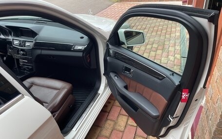 Mercedes-Benz E-Класс, 2012 год, 1 780 000 рублей, 12 фотография