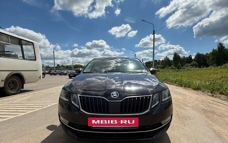 Skoda Octavia, 2017 год, 1 900 000 рублей, 3 фотография