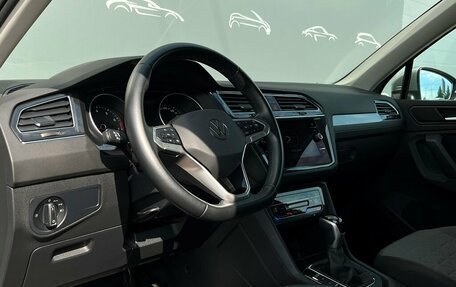 Volkswagen Tiguan II, 2021 год, 3 047 600 рублей, 5 фотография