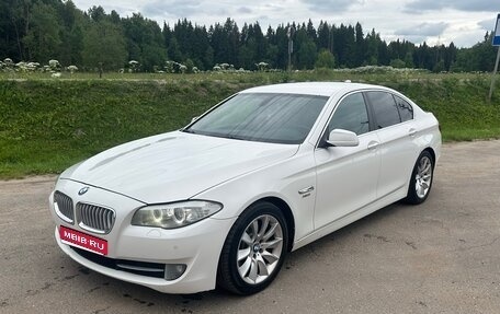 BMW 5 серия, 2011 год, 1 590 000 рублей, 1 фотография