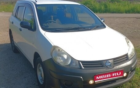 Nissan AD III, 2010 год, 750 000 рублей, 1 фотография