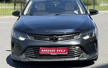 Toyota Camry, 2016 год, 1 900 000 рублей, 1 фотография