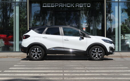 Renault Kaptur I рестайлинг, 2020 год, 1 785 000 рублей, 4 фотография