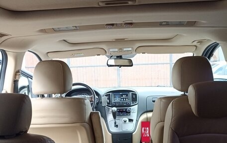 Hyundai Grand Starex Grand Starex I рестайлинг 2, 2018 год, 3 950 000 рублей, 12 фотография