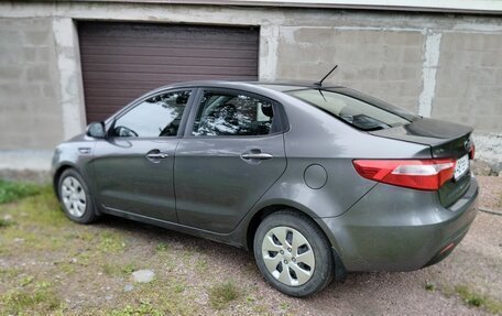 KIA Rio III рестайлинг, 2014 год, 930 000 рублей, 5 фотография