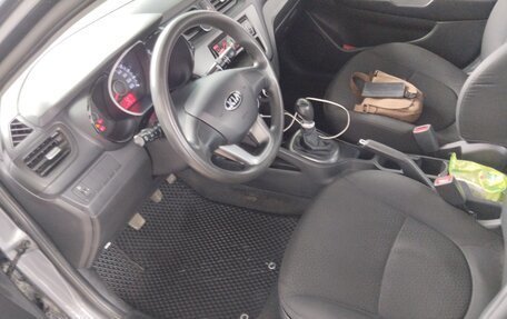KIA Rio III рестайлинг, 2014 год, 930 000 рублей, 22 фотография