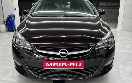 Opel Astra J, 2014 год, 1 000 000 рублей, 7 фотография