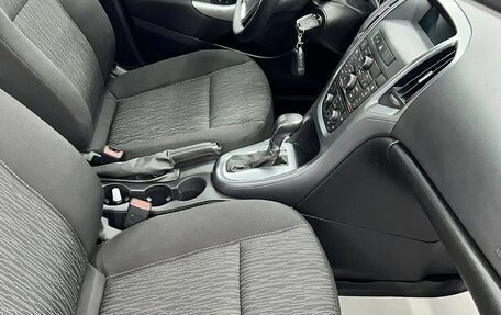 Opel Astra J, 2014 год, 1 000 000 рублей, 18 фотография