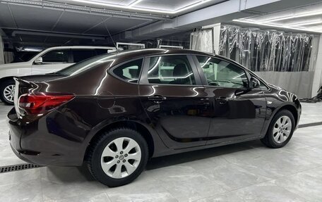 Opel Astra J, 2014 год, 1 000 000 рублей, 8 фотография