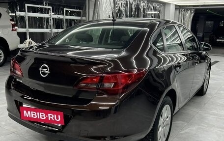 Opel Astra J, 2014 год, 1 000 000 рублей, 11 фотография