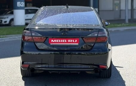Toyota Camry, 2016 год, 1 900 000 рублей, 4 фотография