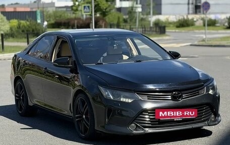 Toyota Camry, 2016 год, 1 900 000 рублей, 3 фотография