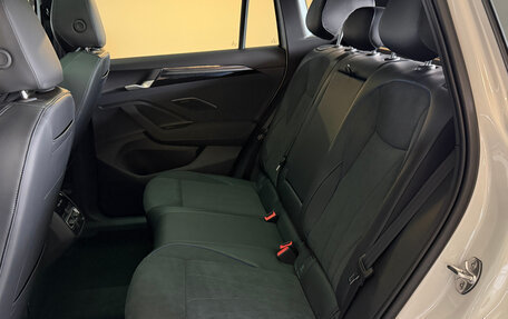 Volkswagen Tiguan, 2026 год, 4 990 000 рублей, 24 фотография