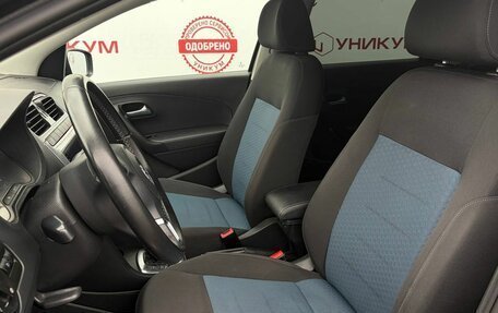 Volkswagen Polo VI (EU Market), 2013 год, 829 000 рублей, 35 фотография