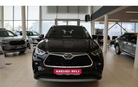 Toyota Highlander, 2026 год, 5 600 000 рублей, 2 фотография