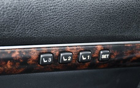 Toyota Land Cruiser 200, 2015 год, 4 499 000 рублей, 31 фотография