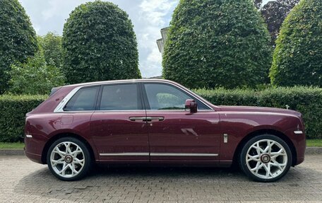 Rolls-Royce Cullinan, 2020 год, 35 000 000 рублей, 4 фотография