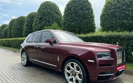 Rolls-Royce Cullinan, 2020 год, 35 000 000 рублей, 3 фотография