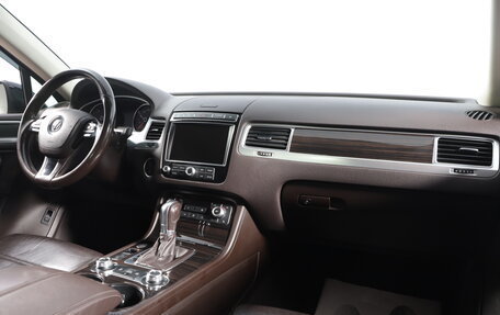 Volkswagen Touareg III, 2016 год, 3 249 000 рублей, 9 фотография