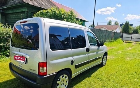 Peugeot Partner II рестайлинг 2, 2008 год, 600 000 рублей, 2 фотография