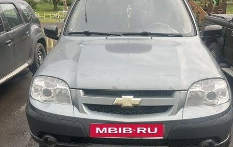 Chevrolet Niva I рестайлинг, 2013 год, 550 000 рублей, 2 фотография