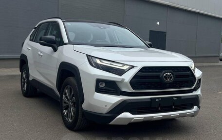 Toyota RAV4, 2025 год, 4 200 000 рублей, 4 фотография