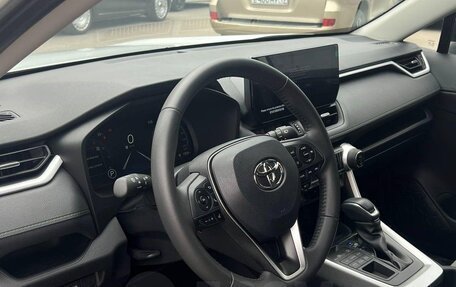 Toyota RAV4, 2025 год, 4 200 000 рублей, 10 фотография