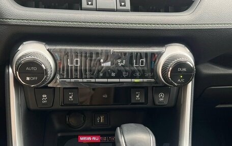 Toyota RAV4, 2025 год, 4 200 000 рублей, 15 фотография