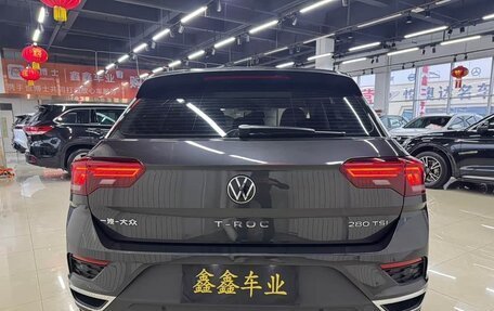 Volkswagen T-Roc I, 2022 год, 1 525 000 рублей, 4 фотография