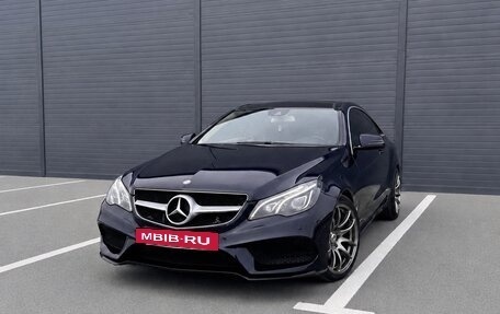 Mercedes-Benz E-Класс, 2014 год, 1 890 000 рублей, 3 фотография