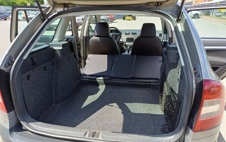 Skoda Octavia, 2011 год, 1 500 000 рублей, 12 фотография