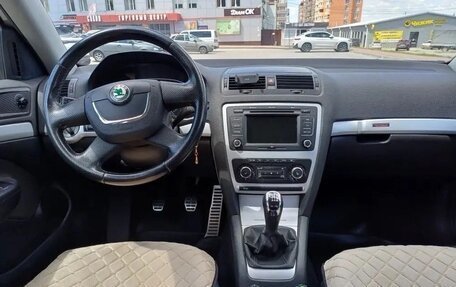 Skoda Octavia, 2011 год, 1 500 000 рублей, 18 фотография