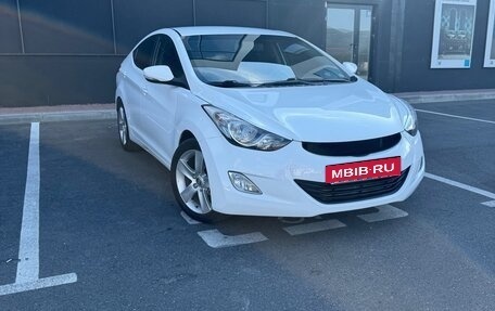 Hyundai Elantra V, 2013 год, 870 000 рублей, 4 фотография