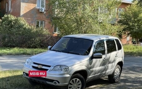 Chevrolet Niva I рестайлинг, 2017 год, 554 000 рублей, 11 фотография
