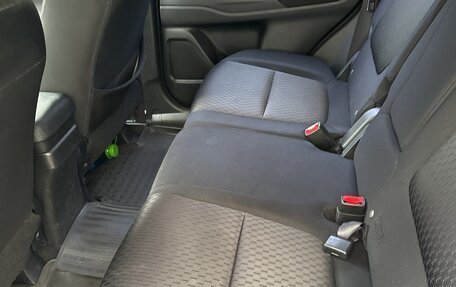 Mitsubishi Outlander III рестайлинг 3, 2014 год, 1 350 000 рублей, 9 фотография