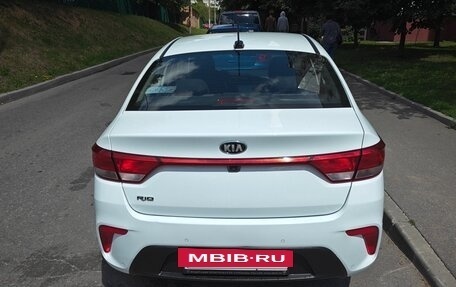 KIA Rio IV, 2018 год, 1 380 000 рублей, 8 фотография