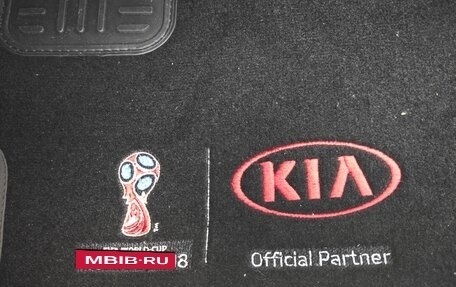KIA Rio IV, 2018 год, 1 380 000 рублей, 10 фотография
