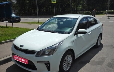 KIA Rio IV, 2018 год, 1 380 000 рублей, 6 фотография