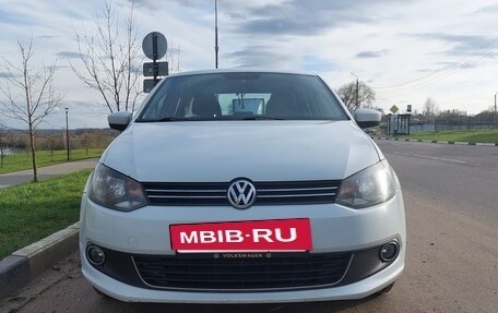 Volkswagen Polo VI (EU Market), 2014 год, 820 000 рублей, 2 фотография