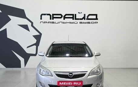 Opel Astra J, 2011 год, 869 900 рублей, 2 фотография