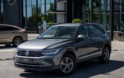 Volkswagen Tiguan II, 2022 год, 2 850 000 рублей, 1 фотография