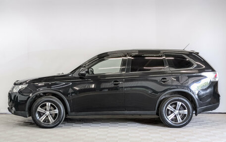 Mitsubishi Outlander III рестайлинг 3, 2014 год, 1 590 000 рублей, 8 фотография