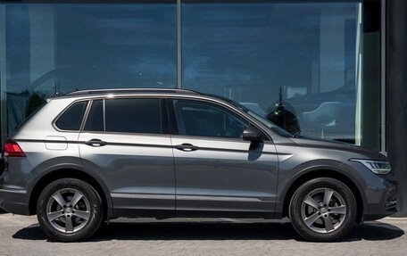 Volkswagen Tiguan II, 2022 год, 2 850 000 рублей, 7 фотография