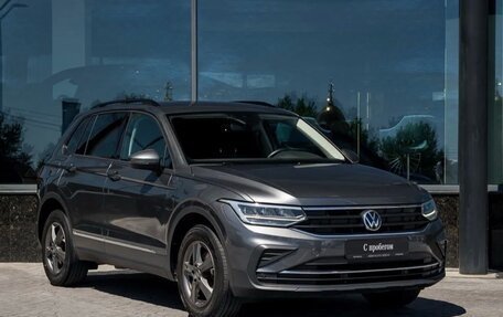 Volkswagen Tiguan II, 2022 год, 2 850 000 рублей, 10 фотография