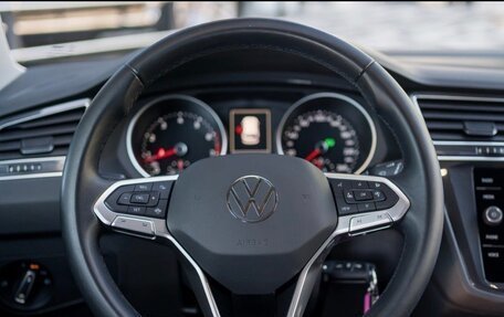 Volkswagen Tiguan II, 2022 год, 2 850 000 рублей, 9 фотография