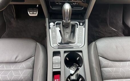 Volkswagen Passat CC, 2022 год, 3 012 000 рублей, 10 фотография