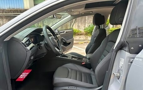 Volkswagen Passat CC, 2022 год, 3 012 000 рублей, 16 фотография